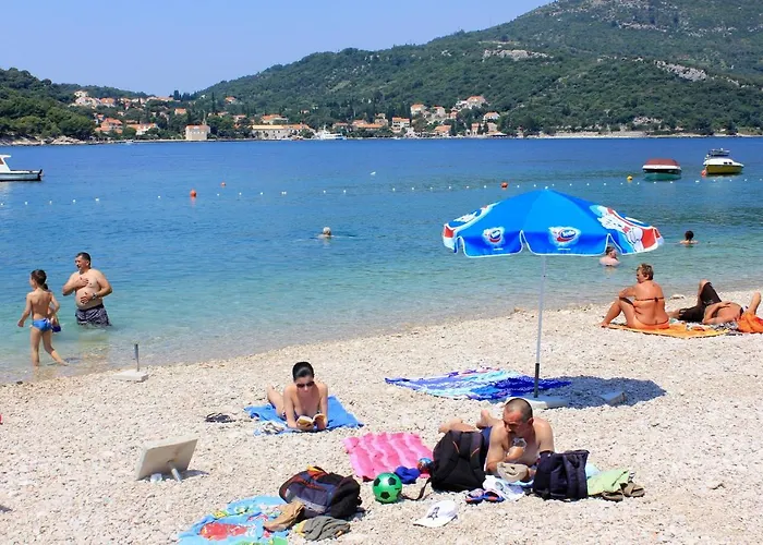 Lägenhet With A Parking Space Vrbica, - 9008