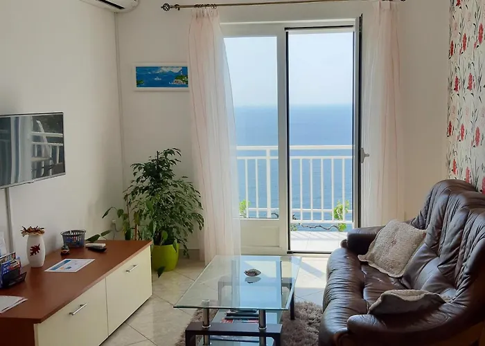 With A Parking Space Vrbica, - 9008 Lägenhet